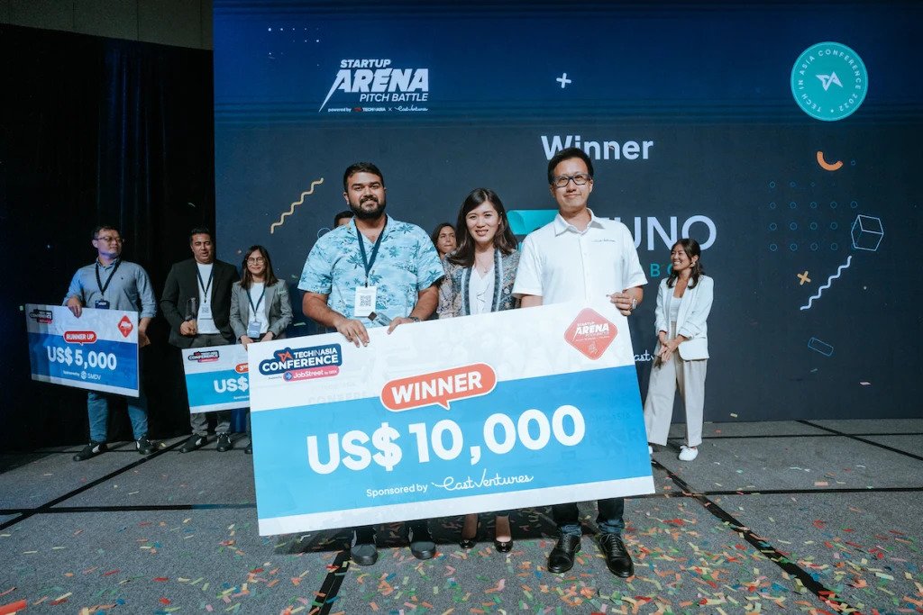 East Ventures partner Avina Sugiarto and principal Yinwei Liang with Hari Nair, co-founder and CEO of Zuno Carbon