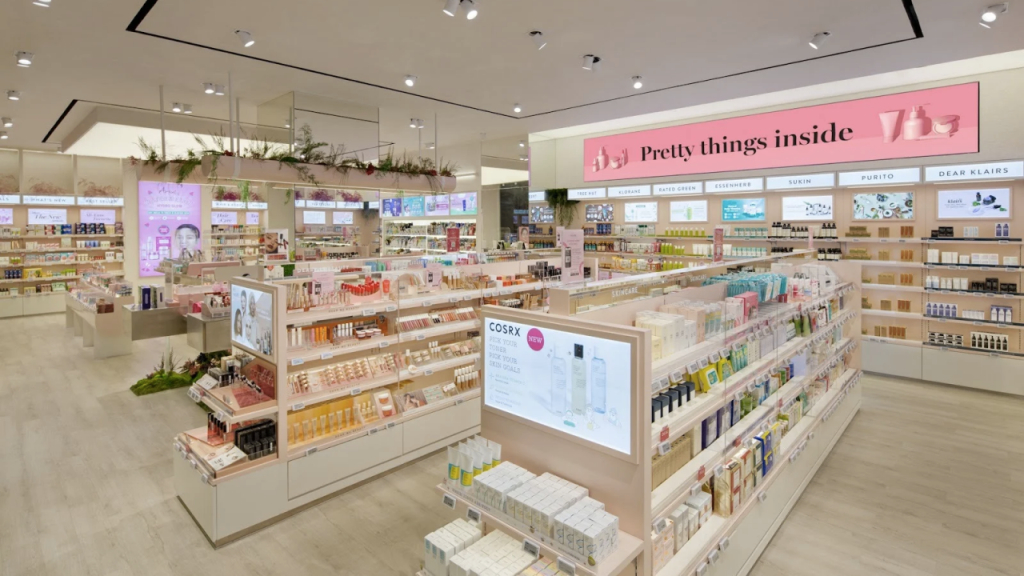 Sociolla store with Esqa display