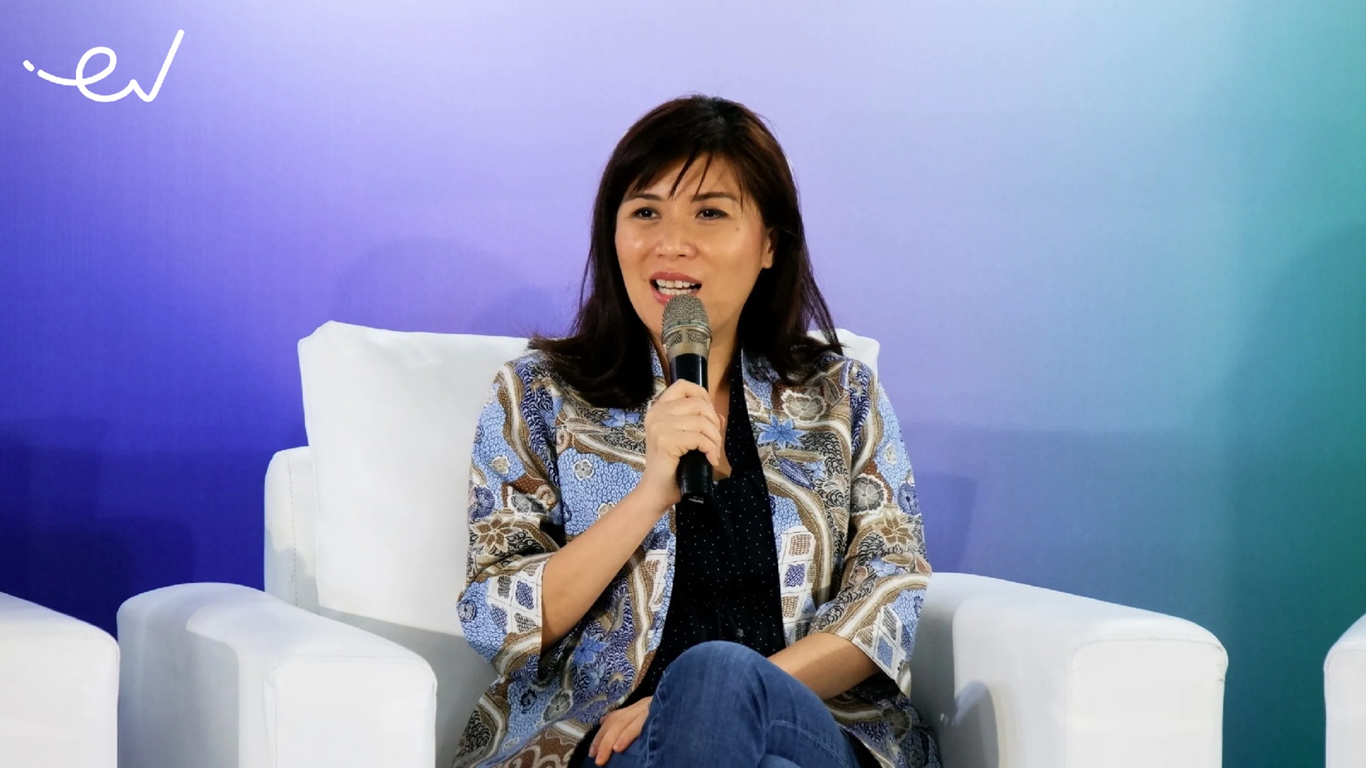 Implementing ESG for startup Avina Sugiarto|A 1912 article stating the direct link between burning coal and climate change|A 1912 newspaper article states that global coal usage has an adverse impact on global temperatures.|Global warming linked to global coal usage as early as 1912.|East Ventures' ESG specialists on ESG implementation in startups|Pandangan tim ESG East Ventures tentang penerapan ESG pada startup|East Ventures - Investment cycle|