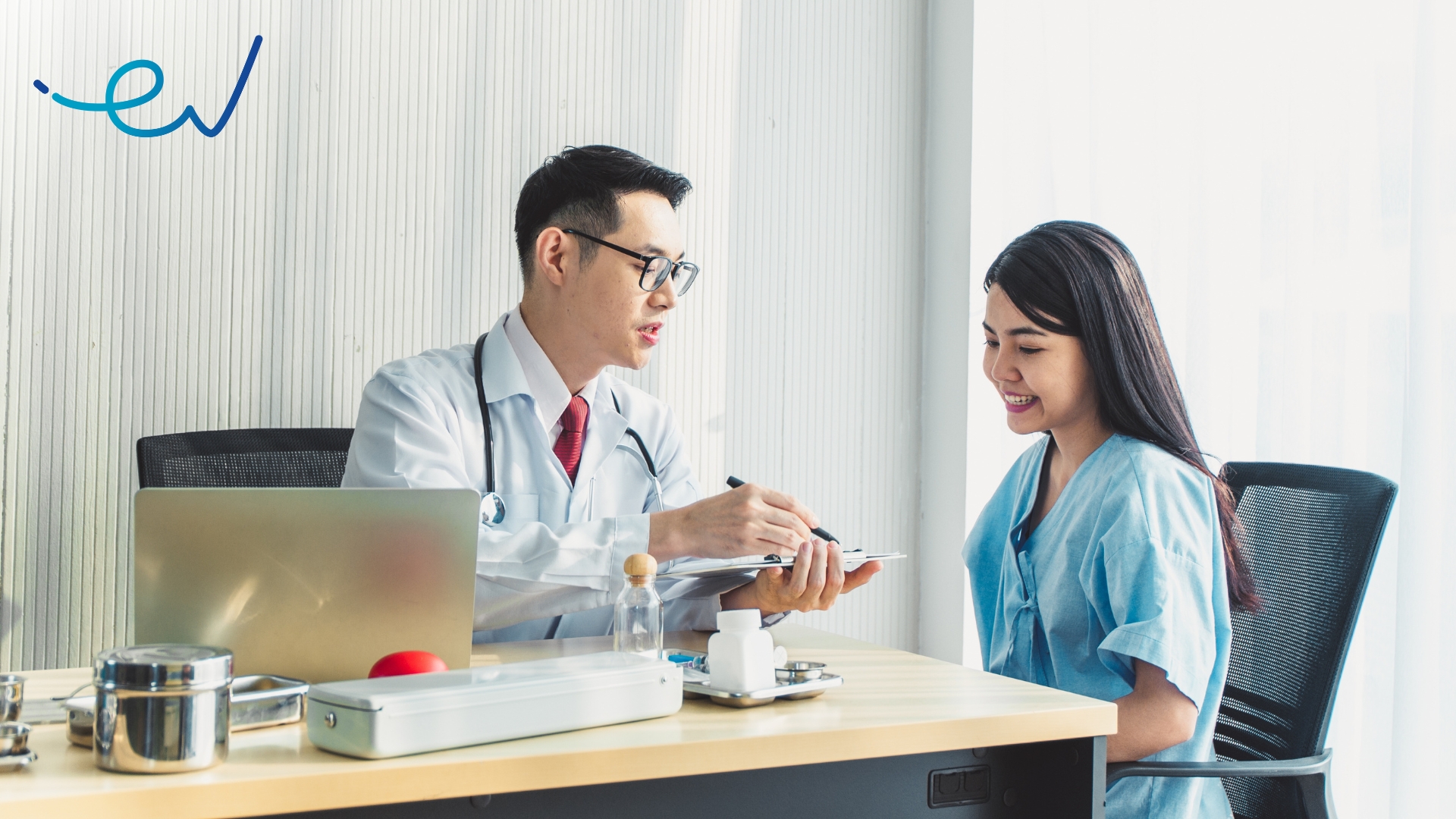 Achieving equitable access to Indonesia's healthcare|Distribution of hospitals and health expenditure in Indonesia|Satu Sehat - Integration of health services throughout Indonesia|Persebaran rumah sakit dan pengeluaran kesehatan Indonesia|Satu Sehat - Intergrasi layanan kesehatan seluruh Indonesia