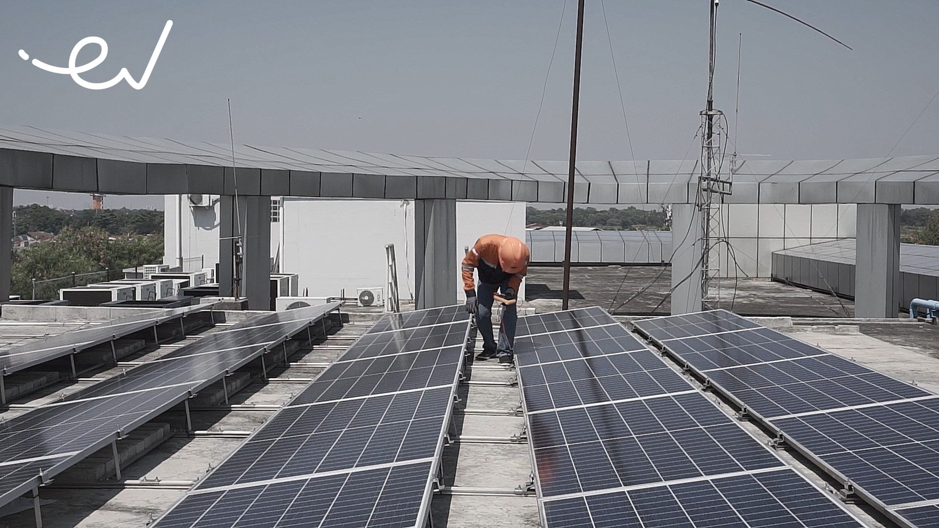 Xurya rooftop solar panel (PLTS)