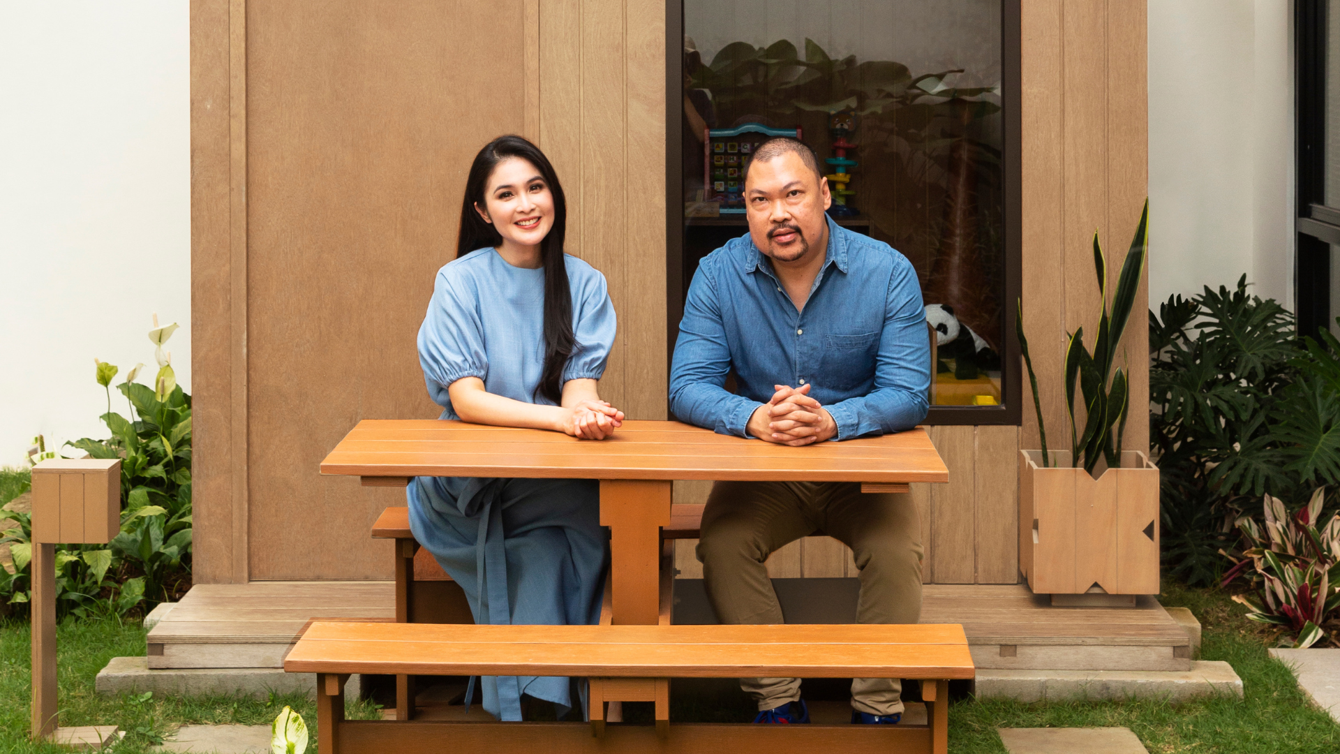 Sandra Dewi dan Fred Moeis - Kabina