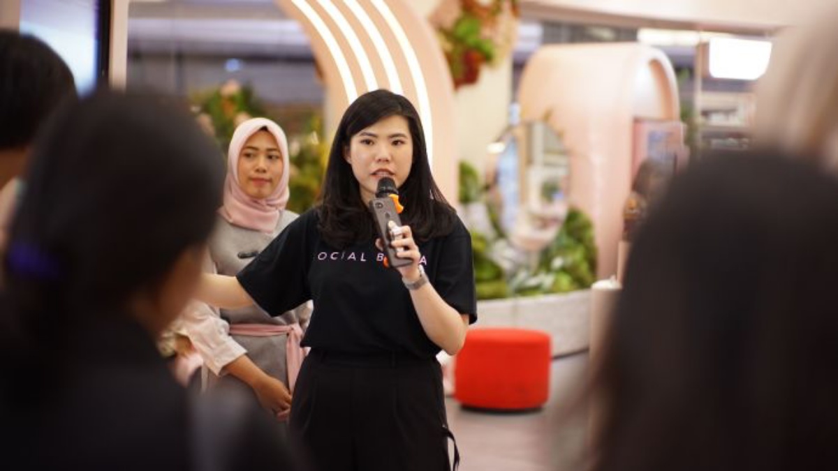 Social Bella CMO Chrisanti Store