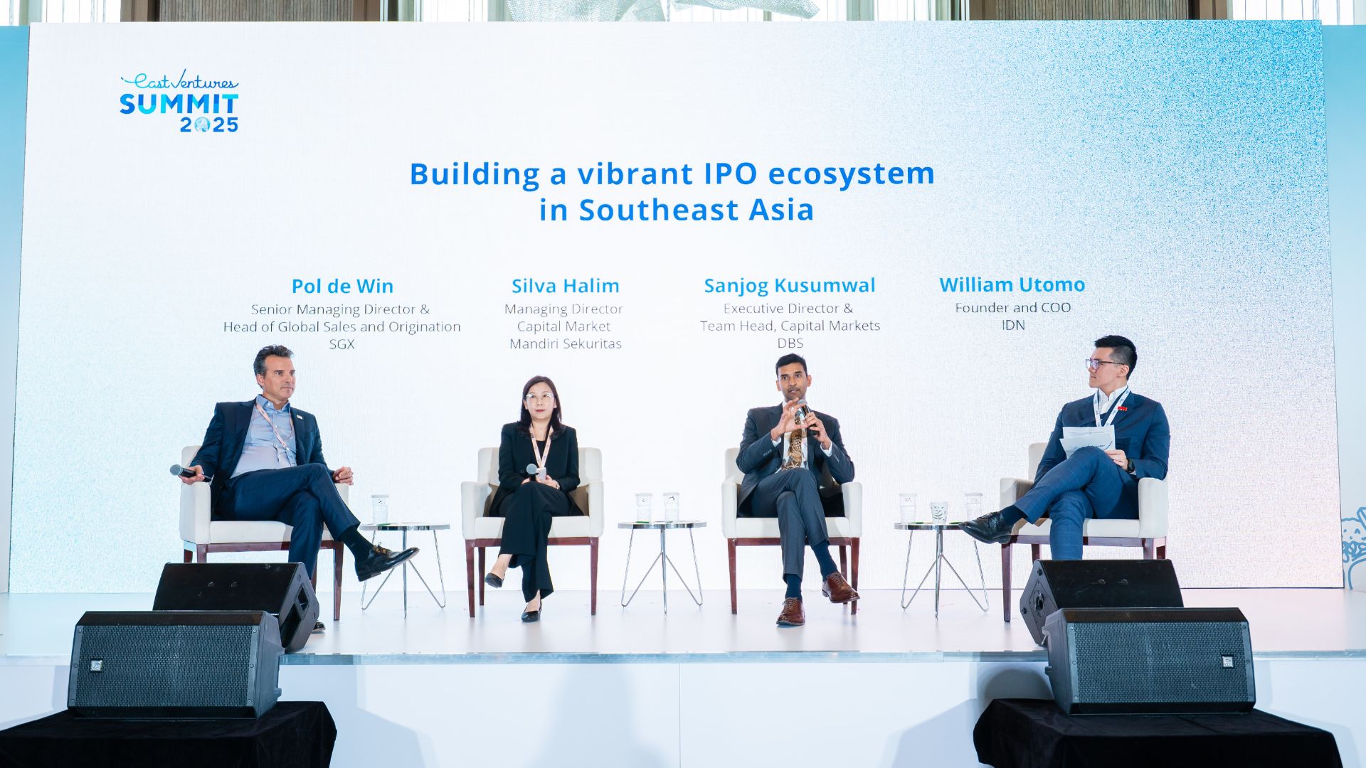 Panel Building a vibrant IPO ecosystem in Southeast Asia pada East Ventures Summit 2025 bersama Pol de Win (SGX), Silva Halim (Mandiri Sekuritas), Sanjog Kusumwal (DBS), dan William Utomo (IDN)